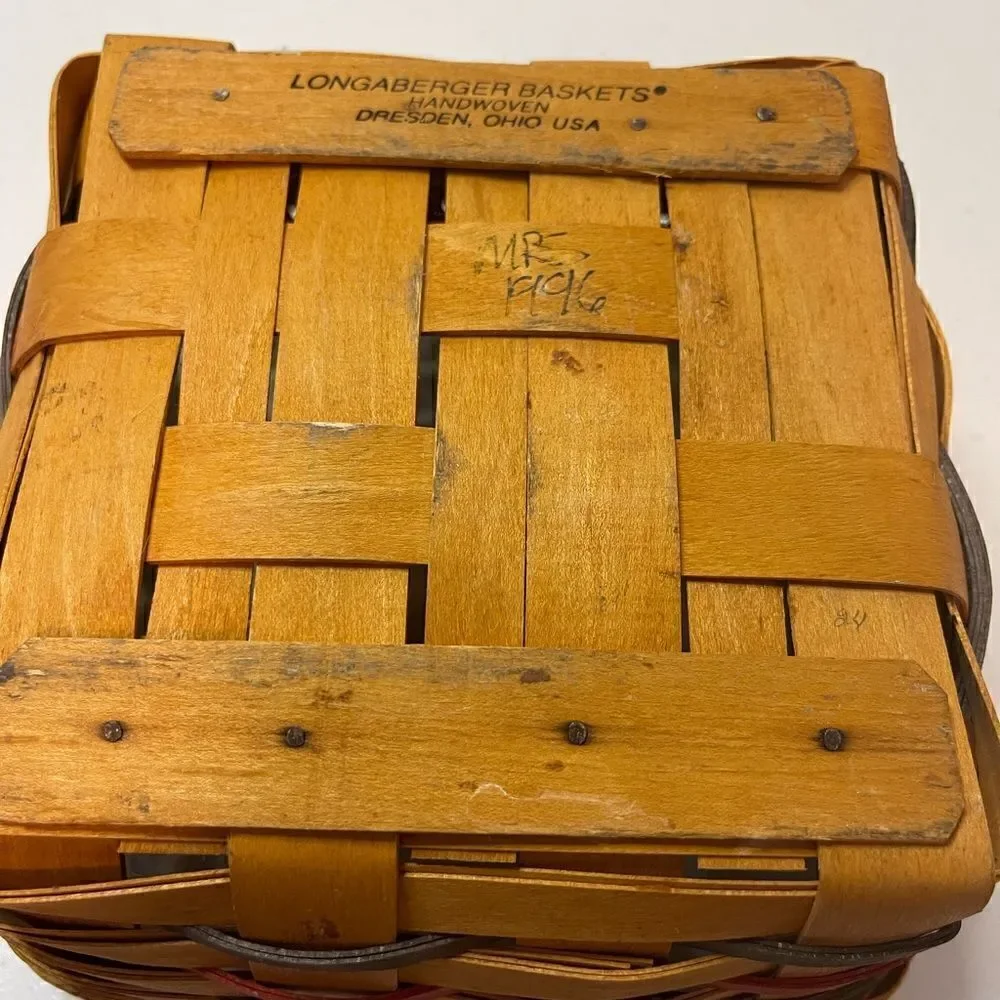 Vintage 1996 Longaberger Berry Basket